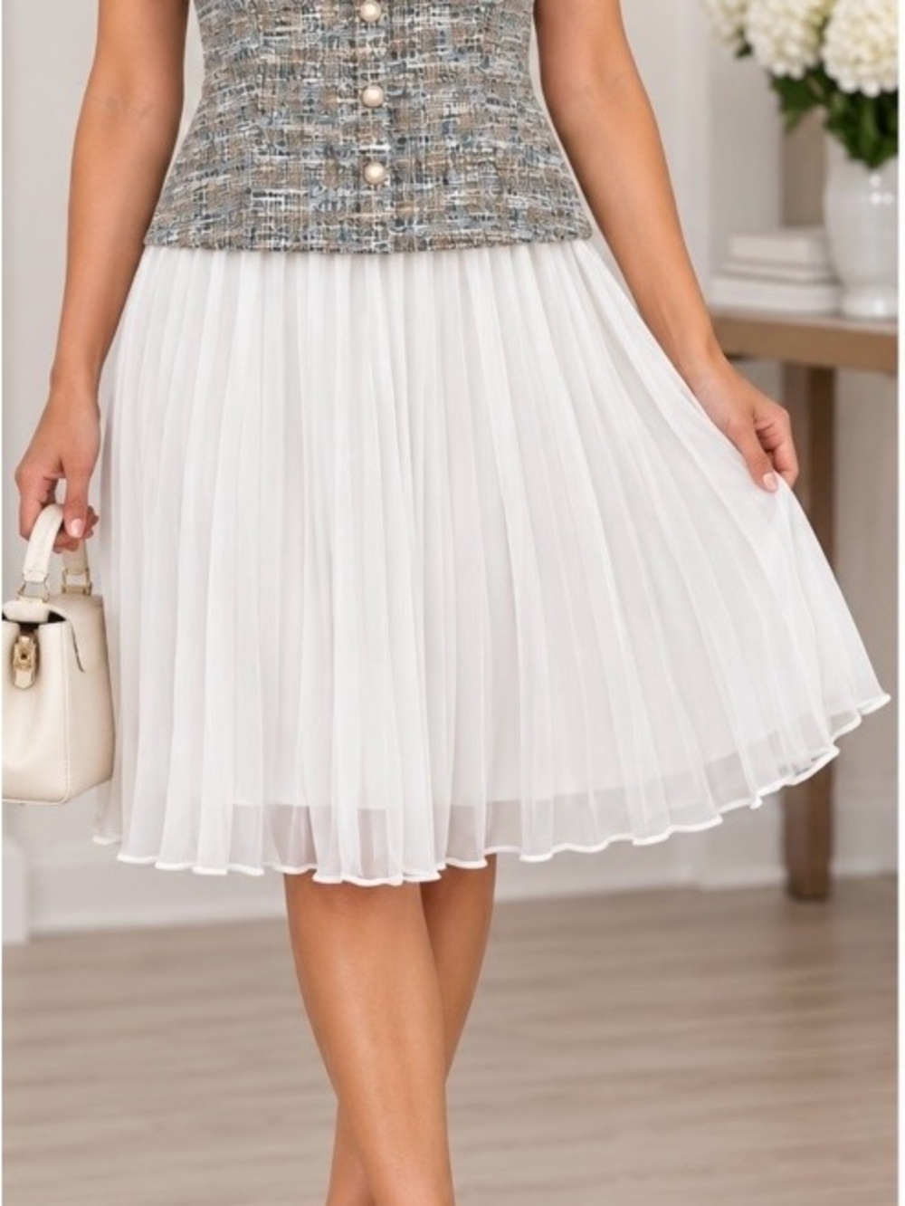 Elegant White Pleated Circle Skirt Dress